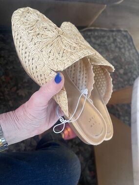 Woven Slip-On Mules in Natural Straw